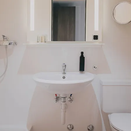 Dakota Hotel 4*