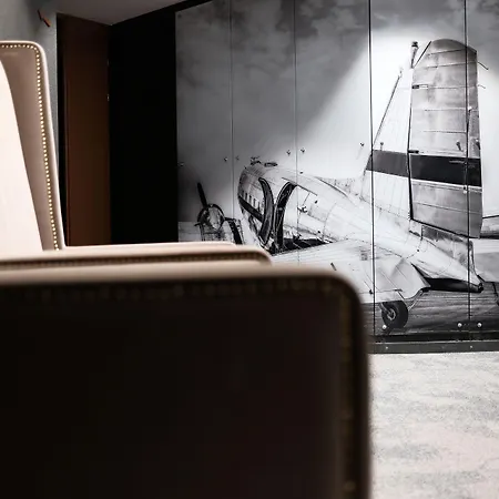 Hotel Dakota 4*
