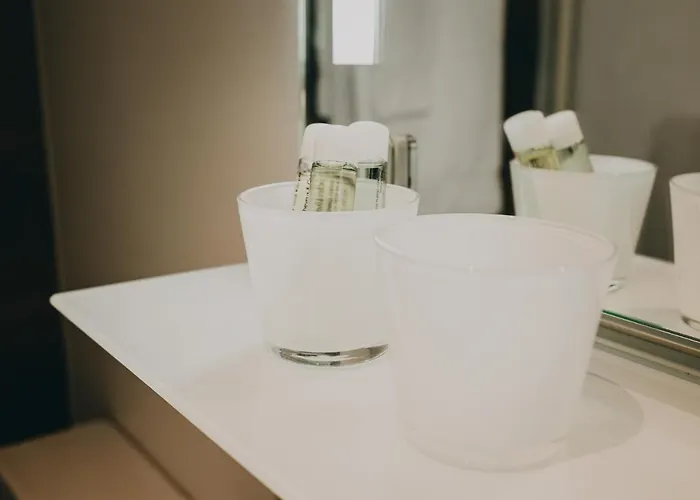 Отель Dakota 4*